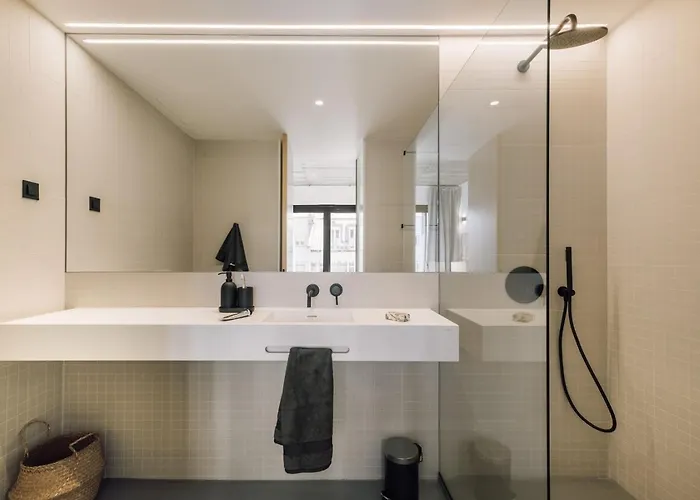 Peniche - 2 Bedrooms And Terrace In Santo Antonio Апартаменти Лісабон