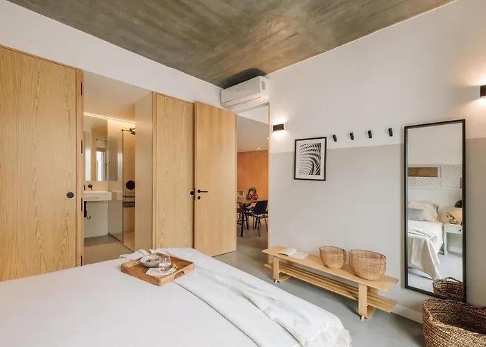 Peniche - 2 Bedrooms And Terrace In Santo Antonio Апартаменти Лісабон