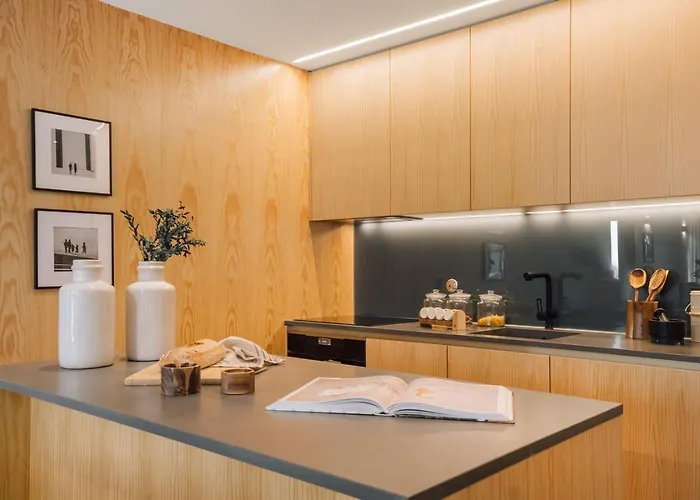 Peniche - 2 Bedrooms And Terrace In Santo Antonio